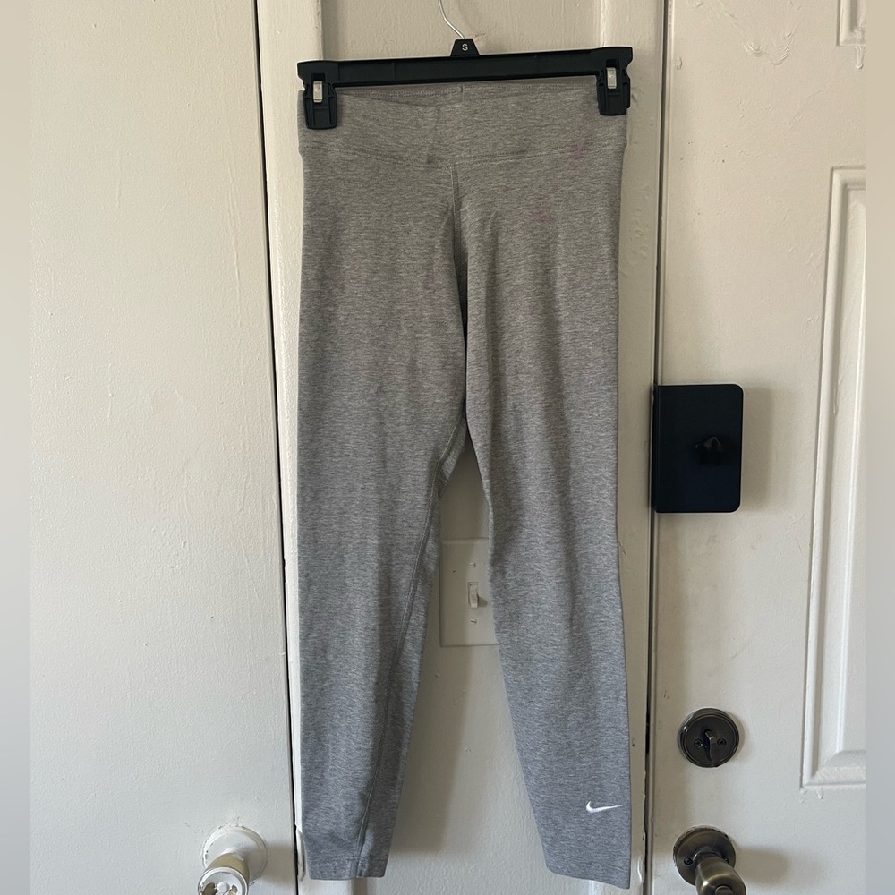 Nike Leisure Leggings